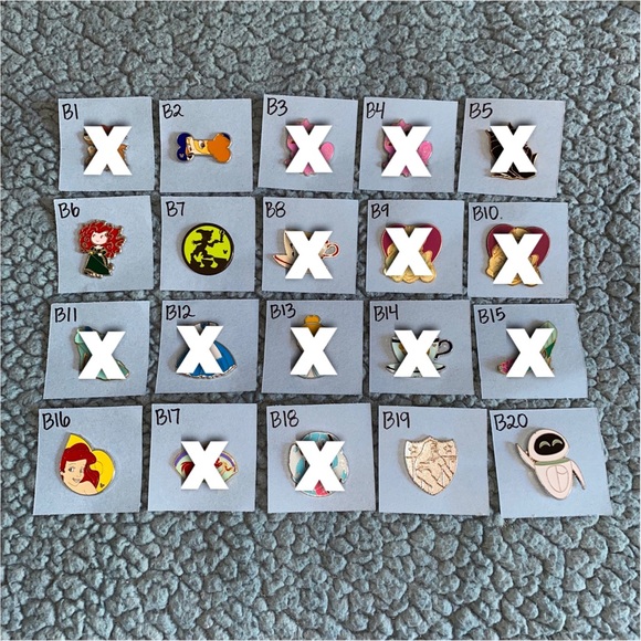 Disney Pins - Picture 6 of 8